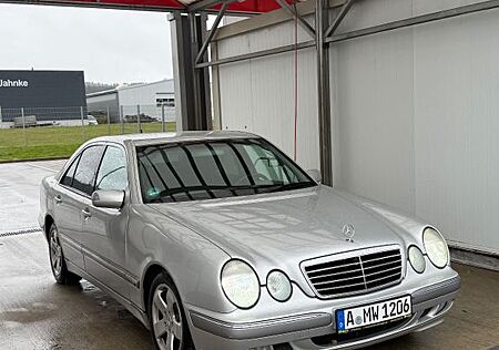 Mercedes-Benz E 320 W210 ELEGANCE