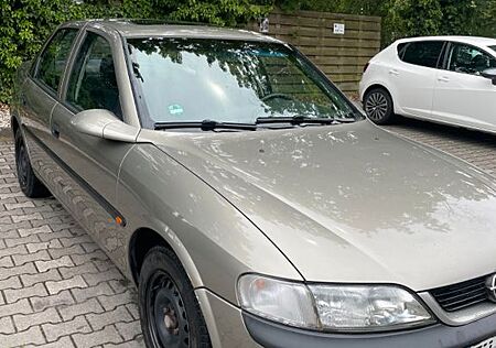 Opel Vectra 1.6 8V TÜV Neu Schiebedach
