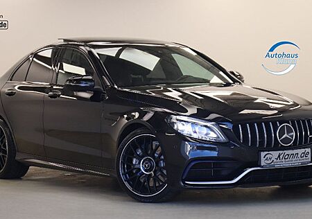 Mercedes-Benz C 63 AMG 476PS Burmester PAGA Pano ACC