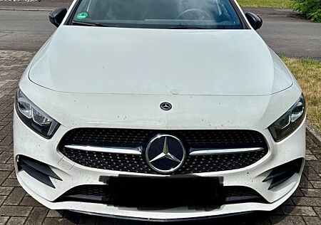 Mercedes-Benz A 200 -