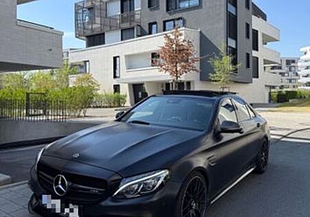 Mercedes-Benz C 63 AMG Mercedes-AMG C 63 S Mercedes-AMG S