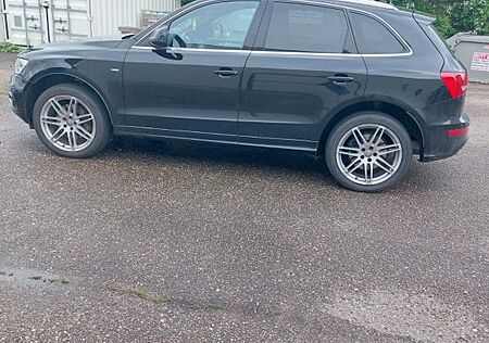 Audi Q5 3.0 TDI S tronic quattro -
