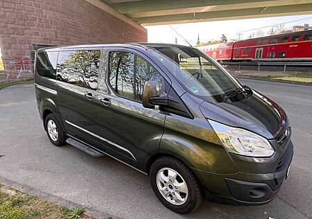 Ford Tourneo Custom