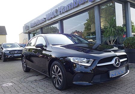 Mercedes-Benz A 180 d 8G-DCT/1-HAND/NAVI/PDC