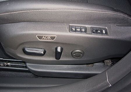 Opel Insignia 2.0 Diesel 125kW Innov,Auto Leder AHK