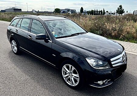 Mercedes-Benz C 250 CDI T AVANTGARDE Navi+Leder+AHK+Eu5
