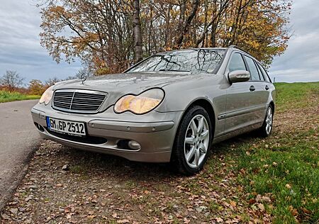 Mercedes-Benz C 180 KOMPRESSOR T CLASSIC Classic
