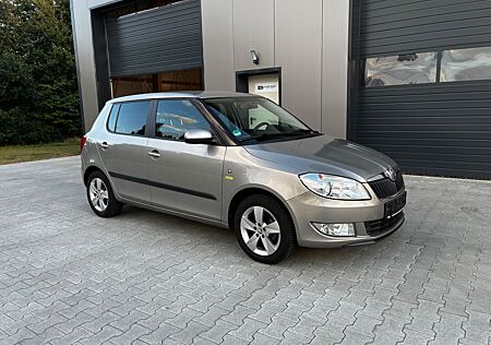 Skoda Fabia Fresh 45000KM KLIMA+TÜV NEU 5-Tür Garantie