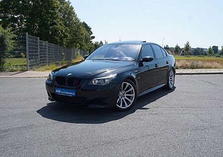 BMW M5 Lim. Logic7 Sammlerzustand!!! VollService!!!