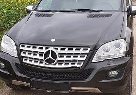 Mercedes-Benz ML 320 CDI 4MATIC -