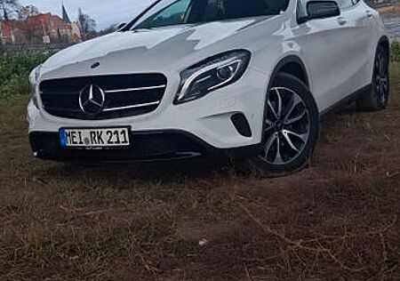 Mercedes-Benz GLA 250 DCT Edition 1 Edition 1