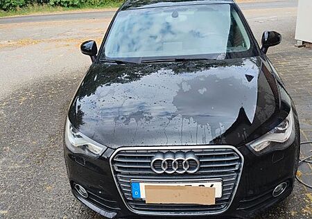 Audi A1 1.6 TDI 66kW Ambition Ambition