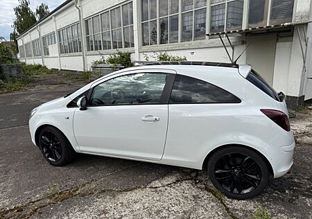 Opel Corsa 1.4 Color Edition Color Edition