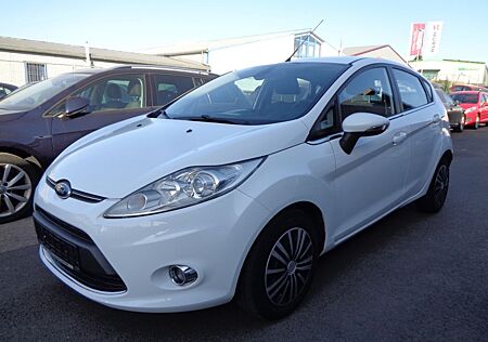 Ford Fiesta 1.6 TDCi Titanium°Klimaautom°Pdc°2.Hand°