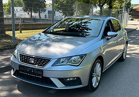 Seat Leon 1,6 TDI Xcellence TEILLED./KLIMATRONIC/NAVI