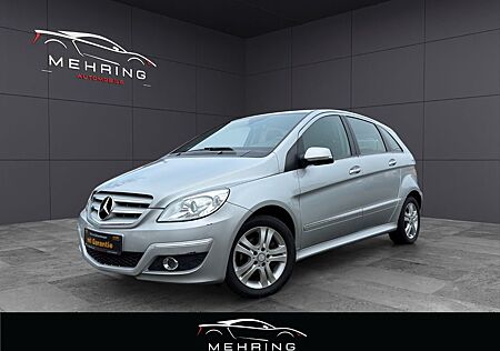 Mercedes-Benz B 180 AUTOMATIK TEMPO. SHZG SH-HEFT TÜV NEU