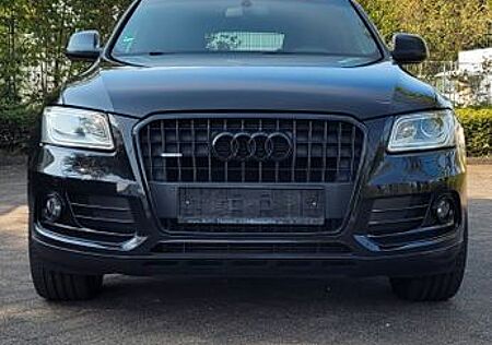 Audi Q5 2.0 TDI S tronic quattro -