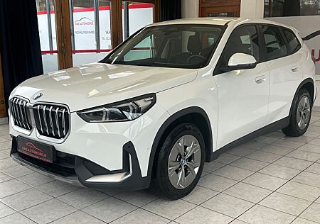 BMW iX1 30 xDrive |LED|ACC|R-CAM|DCC|M-TECHNIC|