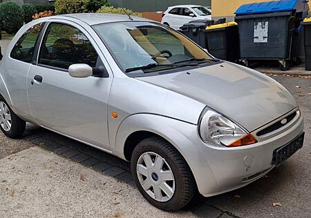 Ford Ka gebraucht kaufen Ford Ka /+ 1,3 51kW Style Style TÜV NEU