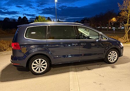 VW Sharan Volkswagen 2.0 TDI DSG BlueMotion Tech Highline ...