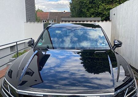 VW Touareg Volkswagen 3.0 V6 TDI 170kW 4MOTION Tiptronic -