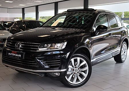 VW Touareg Volkswagen 3.0 V6 TDI R-Line Executive Edition Pano