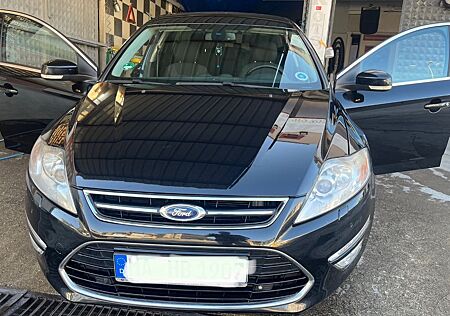 Ford Mondeo 2,2TDCi 147kW Titanium Turnier Autom....