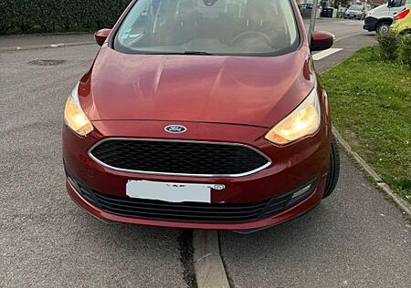 Ford C-Max 1,5TDCi ECOnetic 77kW Titanium Titanium