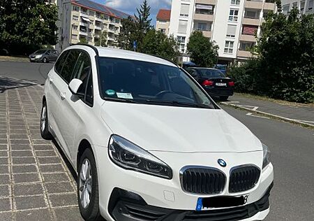 BMW 2er Active Tourer 216d GT:TÜV neu/Head-Up/LED/RFK/8-Fachb/AHK