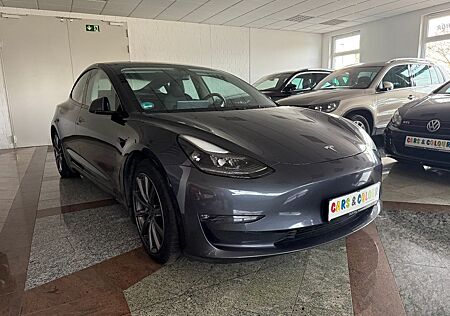 Tesla Model 3 Long Range Dual AWD AHK Pilot 1 Hand