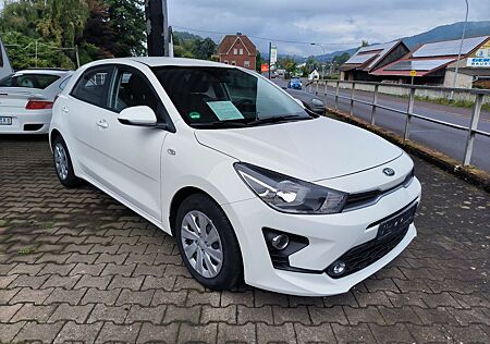 Kia Rio Edition 7 2.Hand 8-fach bereift AHK