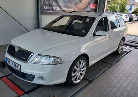 Skoda Octavia Combi 2.0 TFSI RS RS