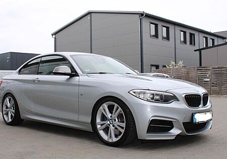 BMW M235i Coupé