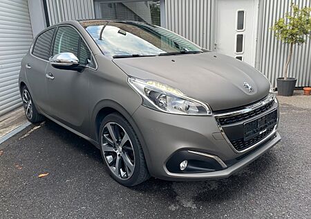 Peugeot 208 Allure Panorama Leder Navi Kamera Automatik