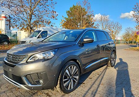 Peugeot 5008 Sitzplätze 7 Scheckheftgepflegt