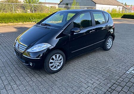 Mercedes-Benz A 150 ELEGANCE Elegance