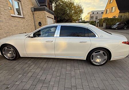 Mercedes-Benz S 580 Mercedes-Maybach 4MATIC Mercedes...