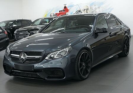 Mercedes-Benz E 63 AMG S 4Matic PANO*B&O*360°*300Km/h*U-FREI!