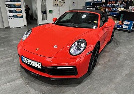 Porsche 911 Urmodell 911 Targa 4 S