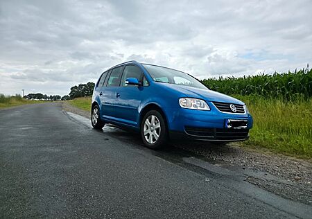 VW Touran Volkswagen 2.0 FSI Trendline Trendline