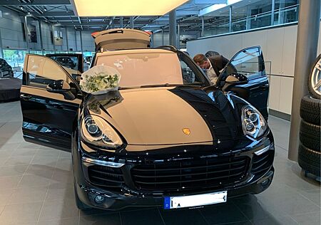 Porsche Cayenne Diesel Platinum Edition