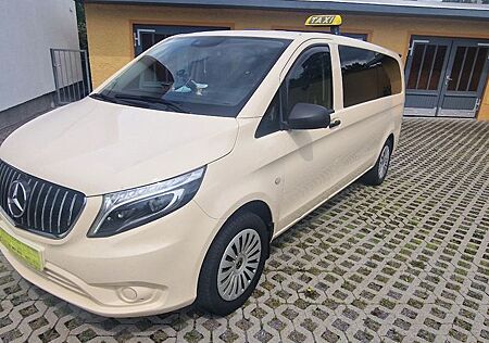 Mercedes-Benz Vito 116 CDI TAXI Allrad Automatik