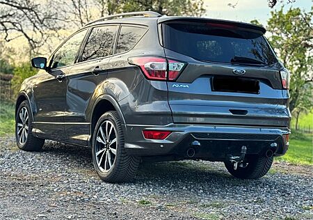 Ford Kuga 2,0 TDCi 4x4 132kW ST-Line ST-Line