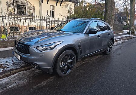 Infiniti QX70 3.7 S Prem. Neue Winterreifen, Standheizung