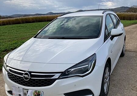 Opel Astra ST 1.6 CDTI 110PS, Sitzheizung.