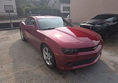 Chevrolet Camaro gebraucht kaufen Chevrolet Camaro RS Leder*Led*3,6l Auto*Head up*Tuv
