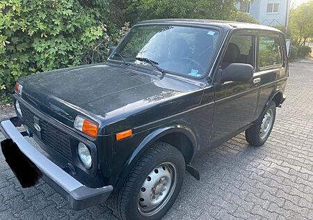 Lada Niva *AHK*4X4*HU NEU*