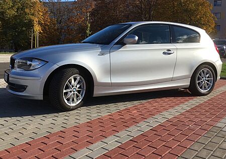 BMW 118d - 1er ( Diesel ) mit DPF, 105461 km