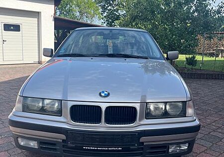 BMW 316i Coupe