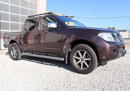 Nissan Navara gebraucht kaufen Nissan Navara D40 V6,AUTOMATIK,KLIMA,NAVI,AHK,BOSE